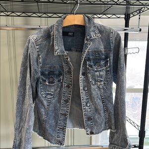 Kut from the Kloth Women's Light Wash Denim Jacket